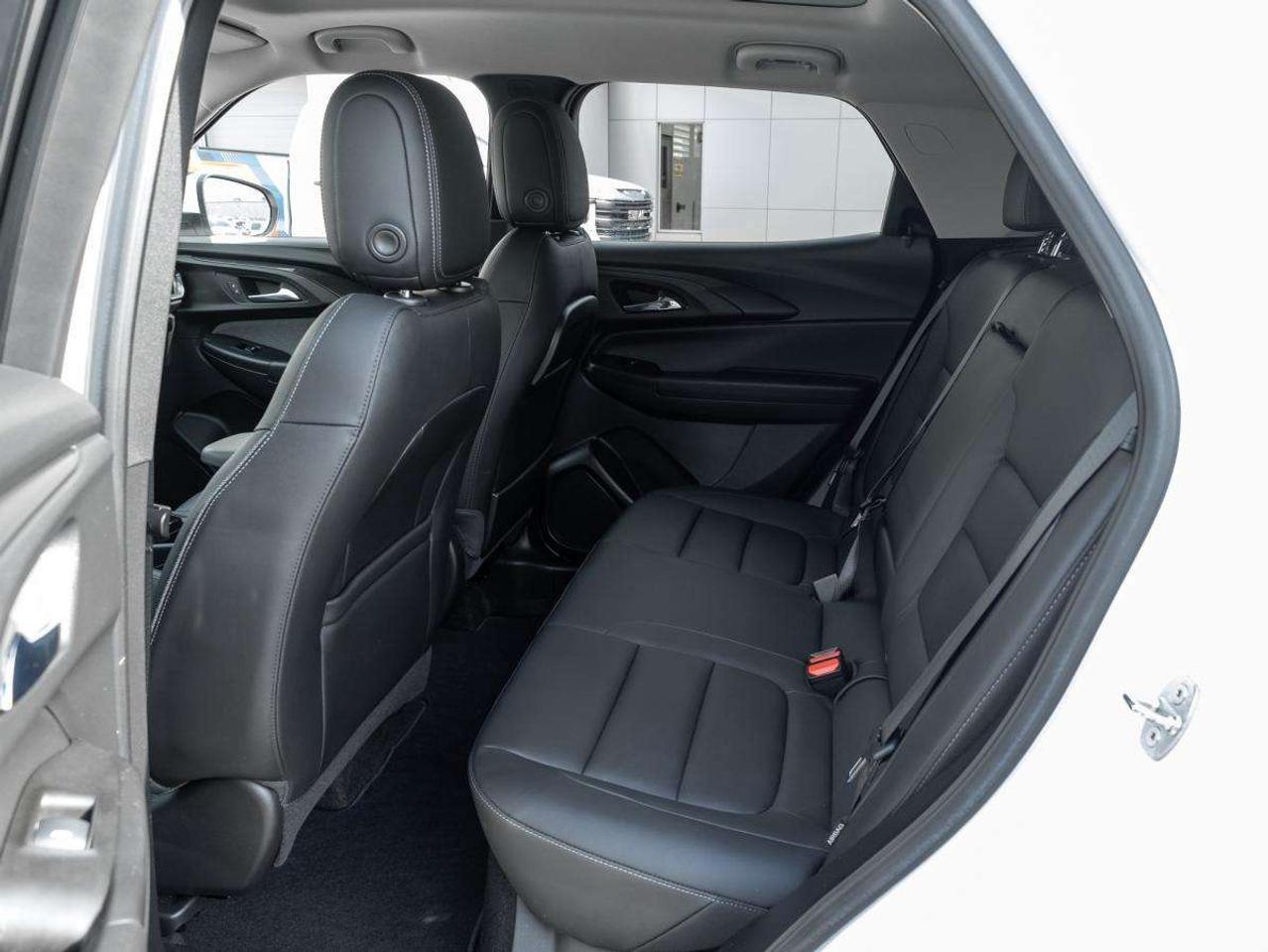 2022 Chevrolet TrailBlazer FWD 4dr LT Photo