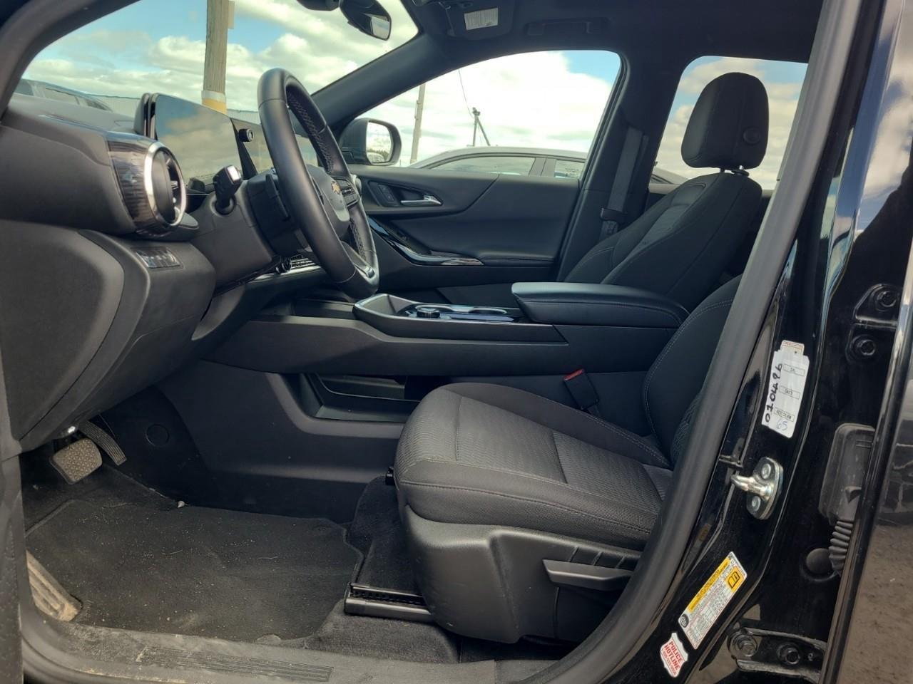 2026 Chevrolet Equinox LT 4dr All-Wheel Drive Photo