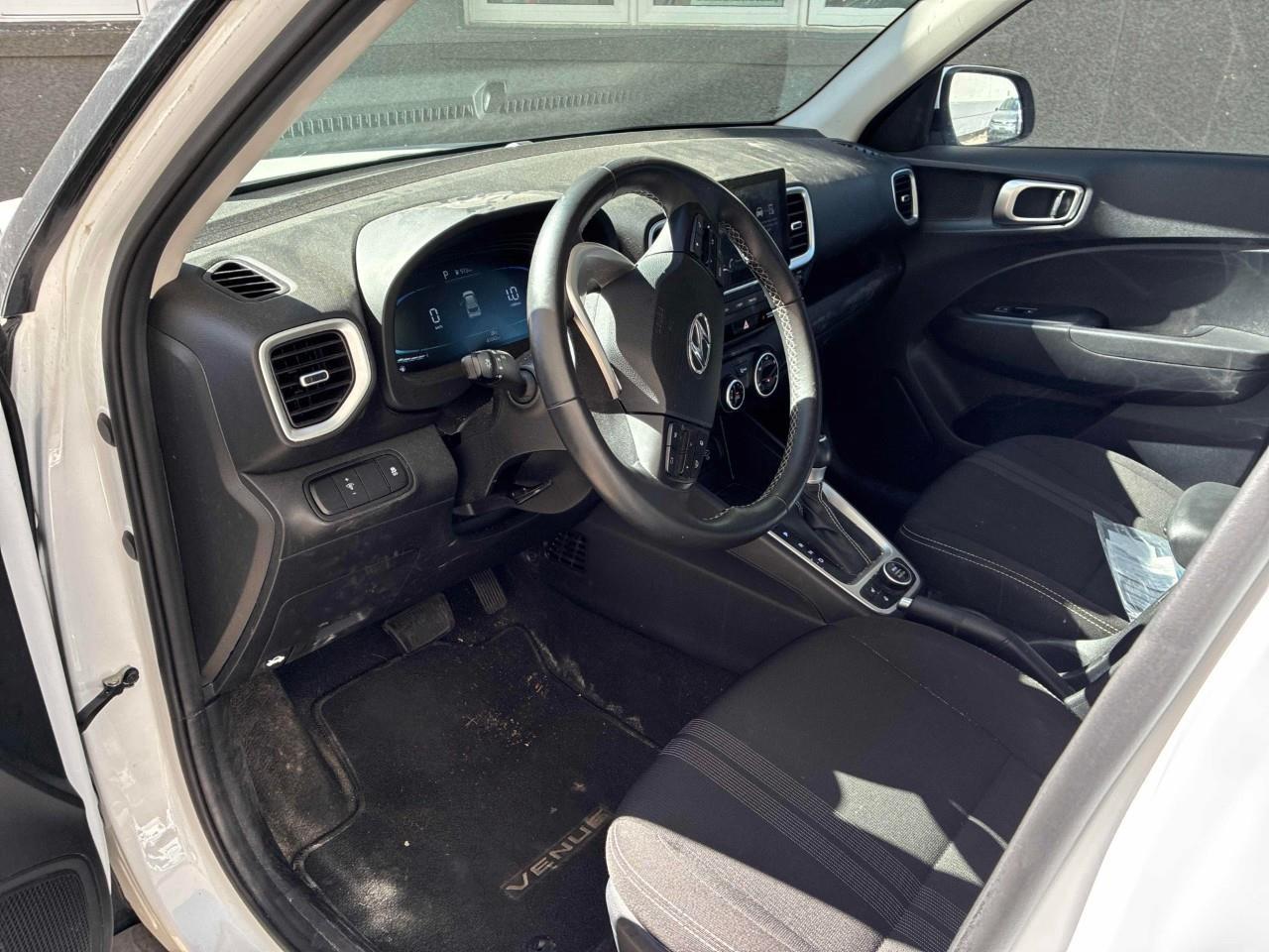 2025 Hyundai Venue Preferred 4dr Front-Wheel Drive Photo
