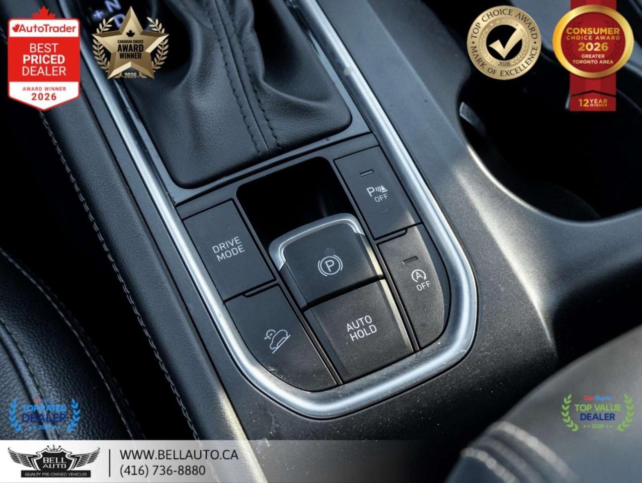 2020 Hyundai Santa Fe Preferred   B.CAM   PANO   LTHR   CARPLAY   DRIVEMODS   NOACCIDENT Photo