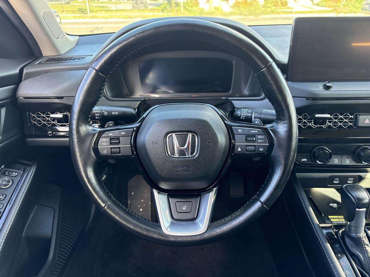 2024 Honda Accord Touring Honda Certified With 7YRS/160K Warranty Photo