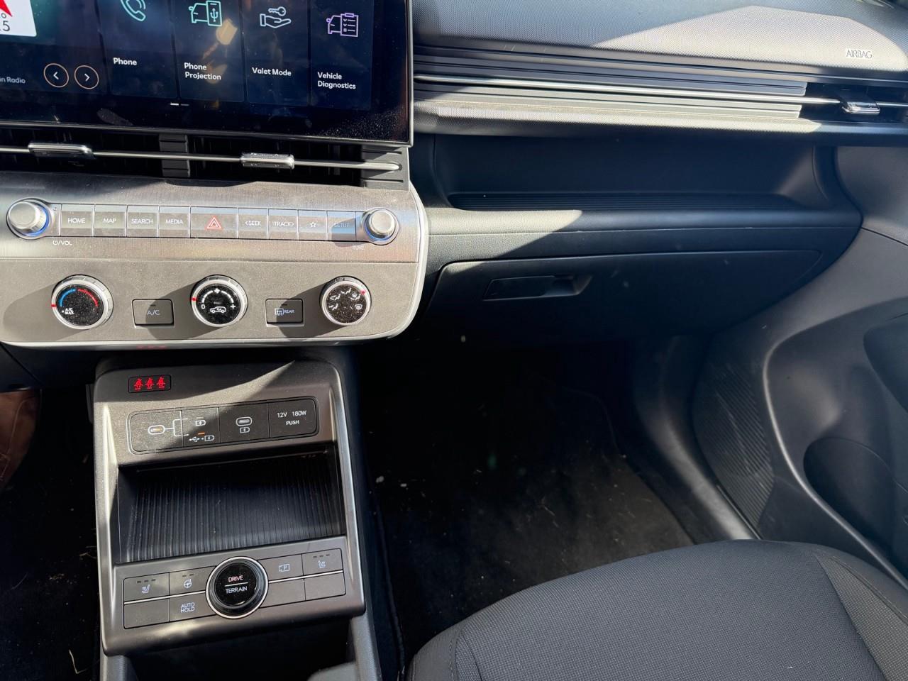 2025 Hyundai KONA  Photo