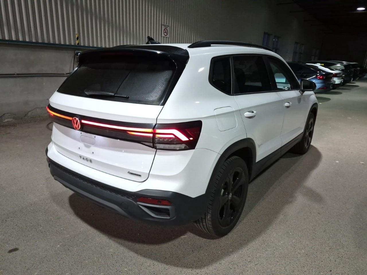 2025 Volkswagen Taos Comfortline Black Edition 4dr All-Wheel Drive 4MOTION Photo