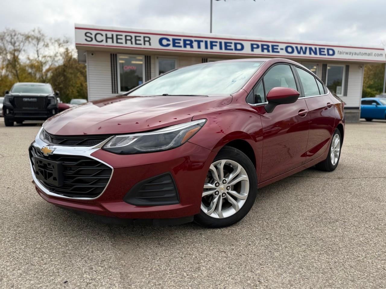2019 Chevrolet Cruze LT 4dr Sedan Photo0