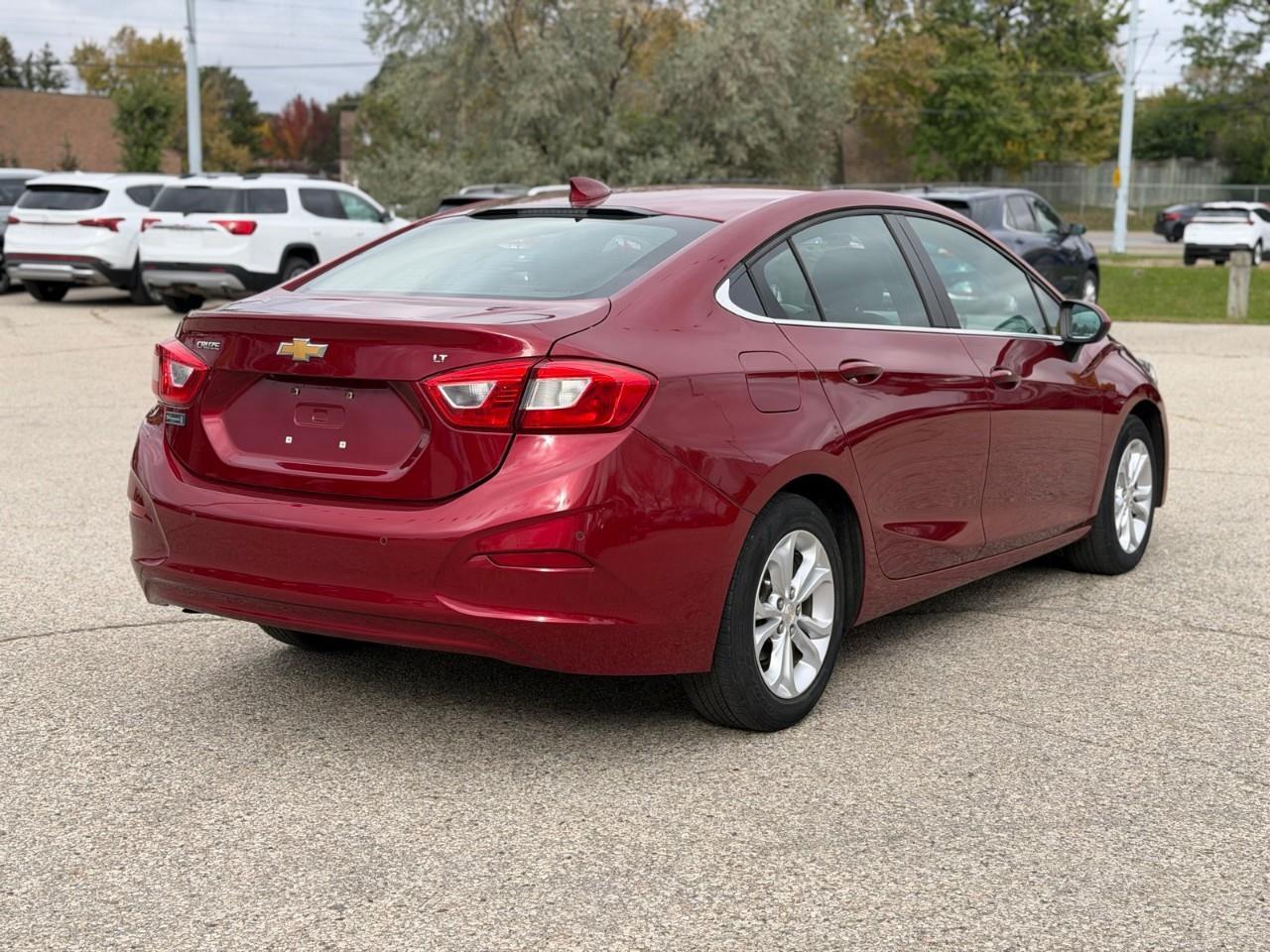 2019 Chevrolet Cruze LT 4dr Sedan Photo