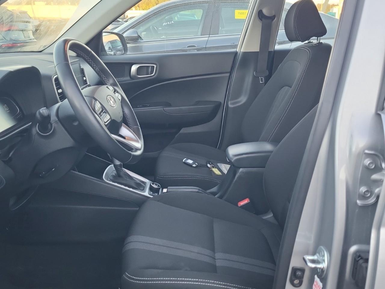 2025 Hyundai Venue Preferred 4dr Front-Wheel Drive Photo