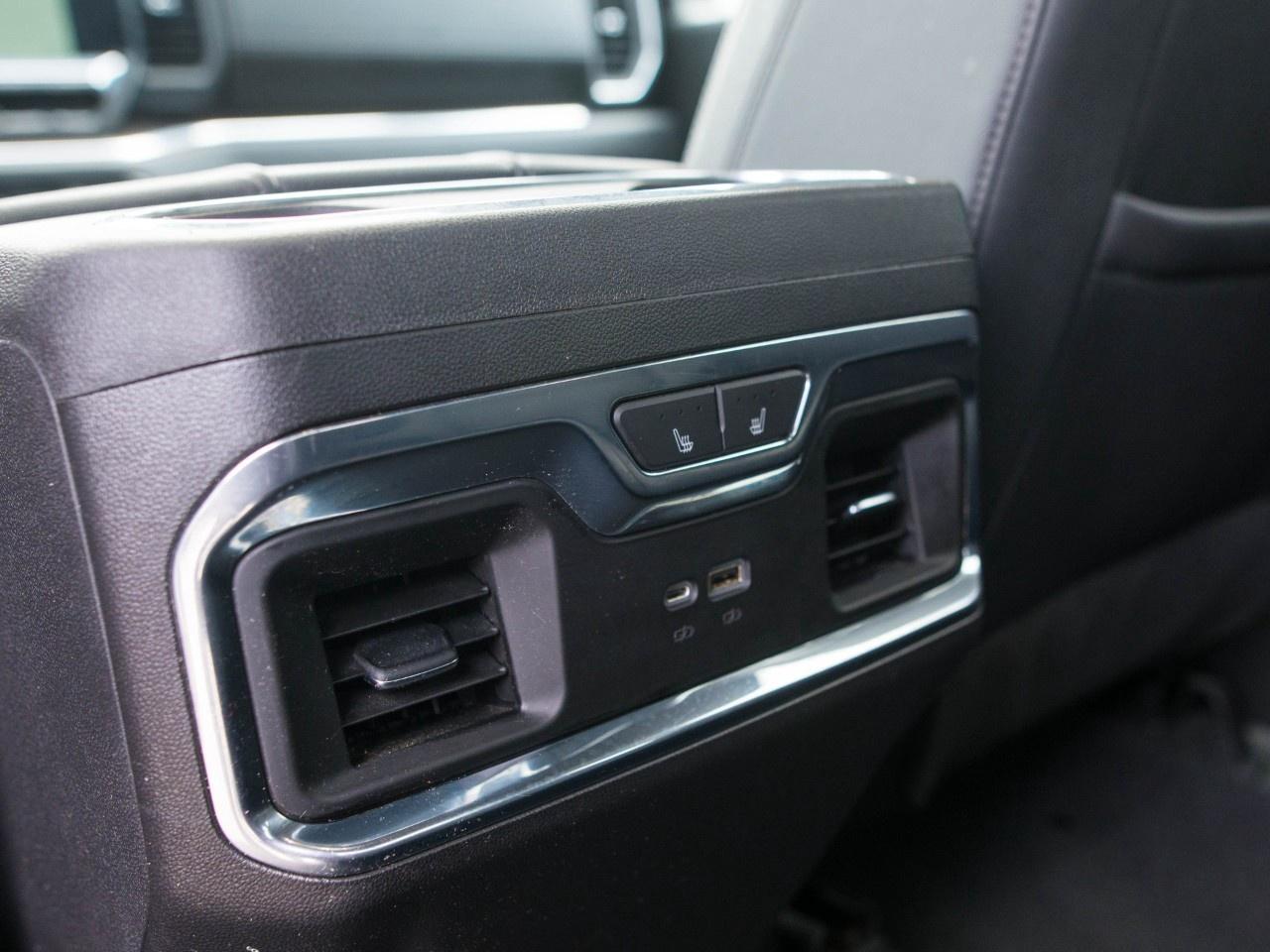 2023 GMC Sierra 1500 Crew Cab Short Box 4-Wheel Drive SLT Photo