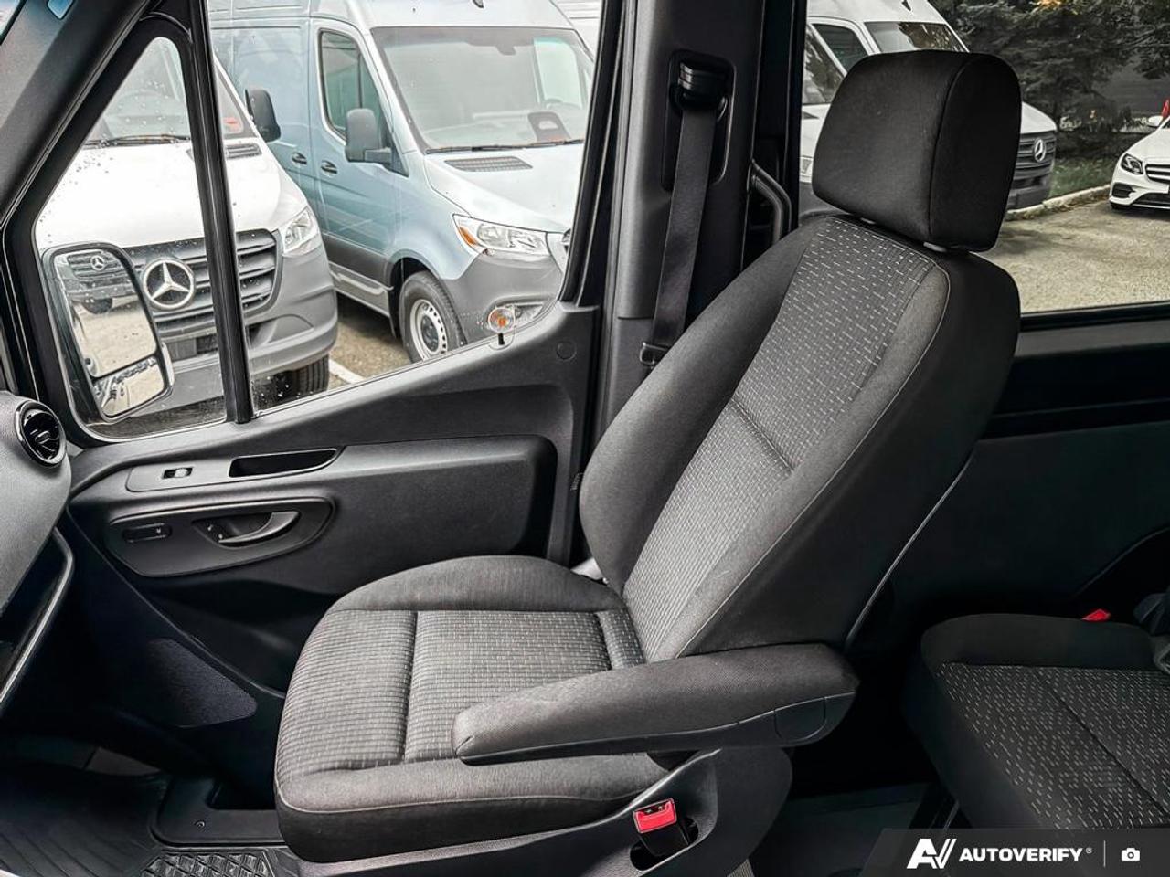 2022 Mercedes-Benz Sprinter 2500 High Roof V6 Sprinter 2500 Passenger Van 144 in. WB Rear-Wheel Drive Photo