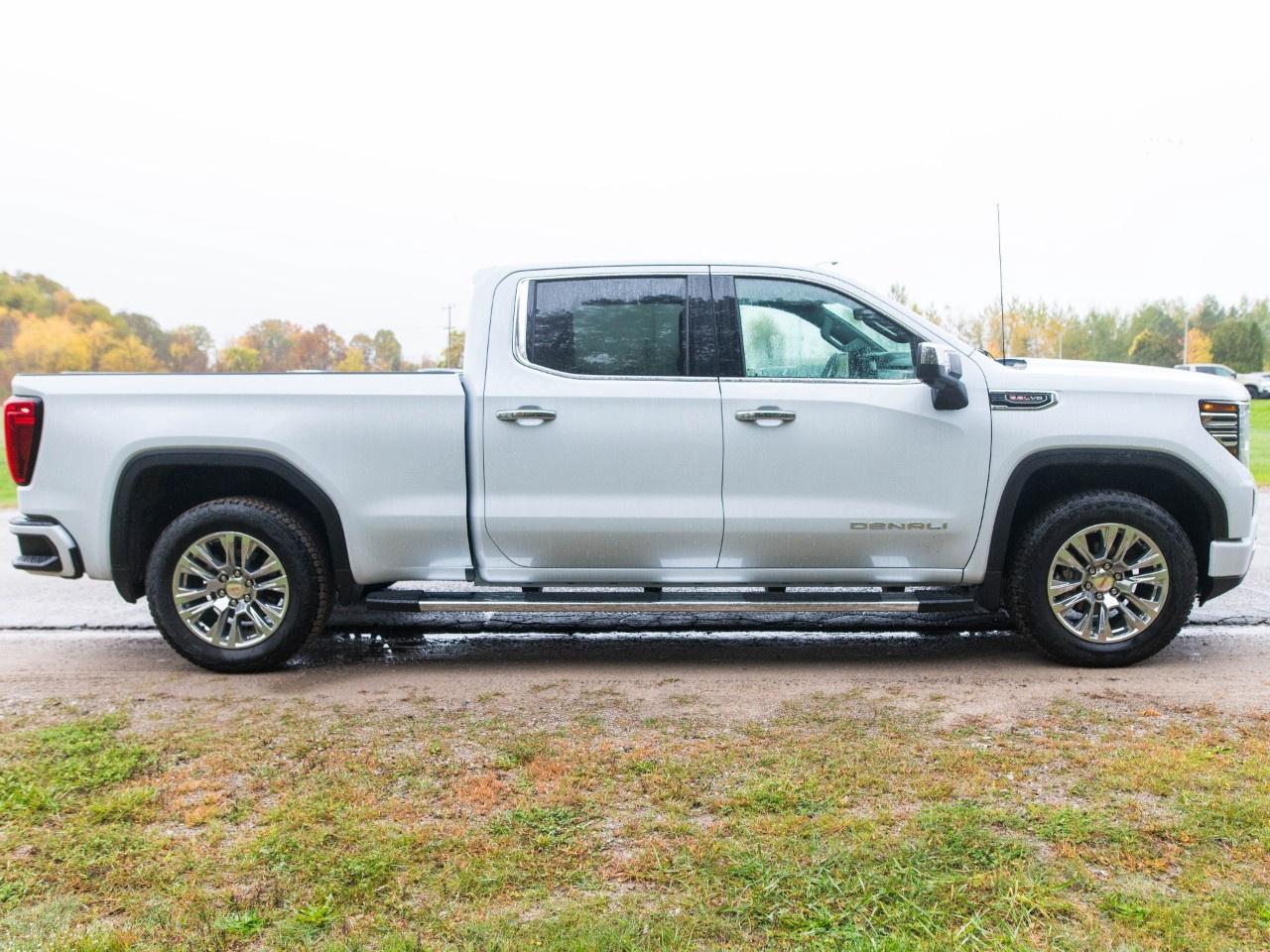 2026 GMC Sierra 1500 Crew Cab Standard Box 4-Wheel Drive Denali Photo