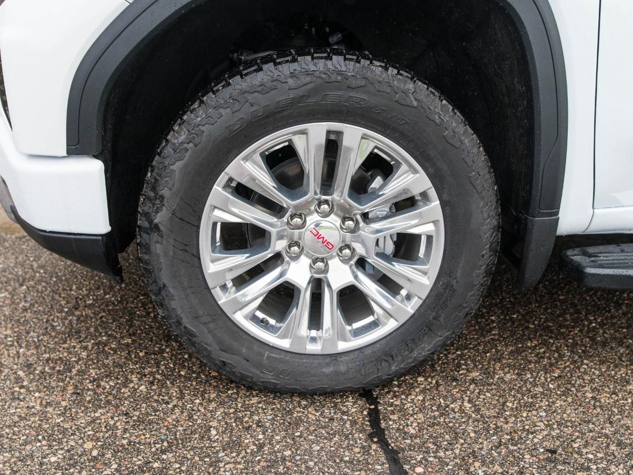 2026 GMC Sierra 1500 Crew Cab Standard Box 4-Wheel Drive Denali Photo