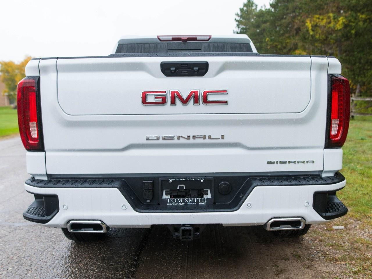 2026 GMC Sierra 1500 Crew Cab Short Box 4-Wheel Drive Denali Photo