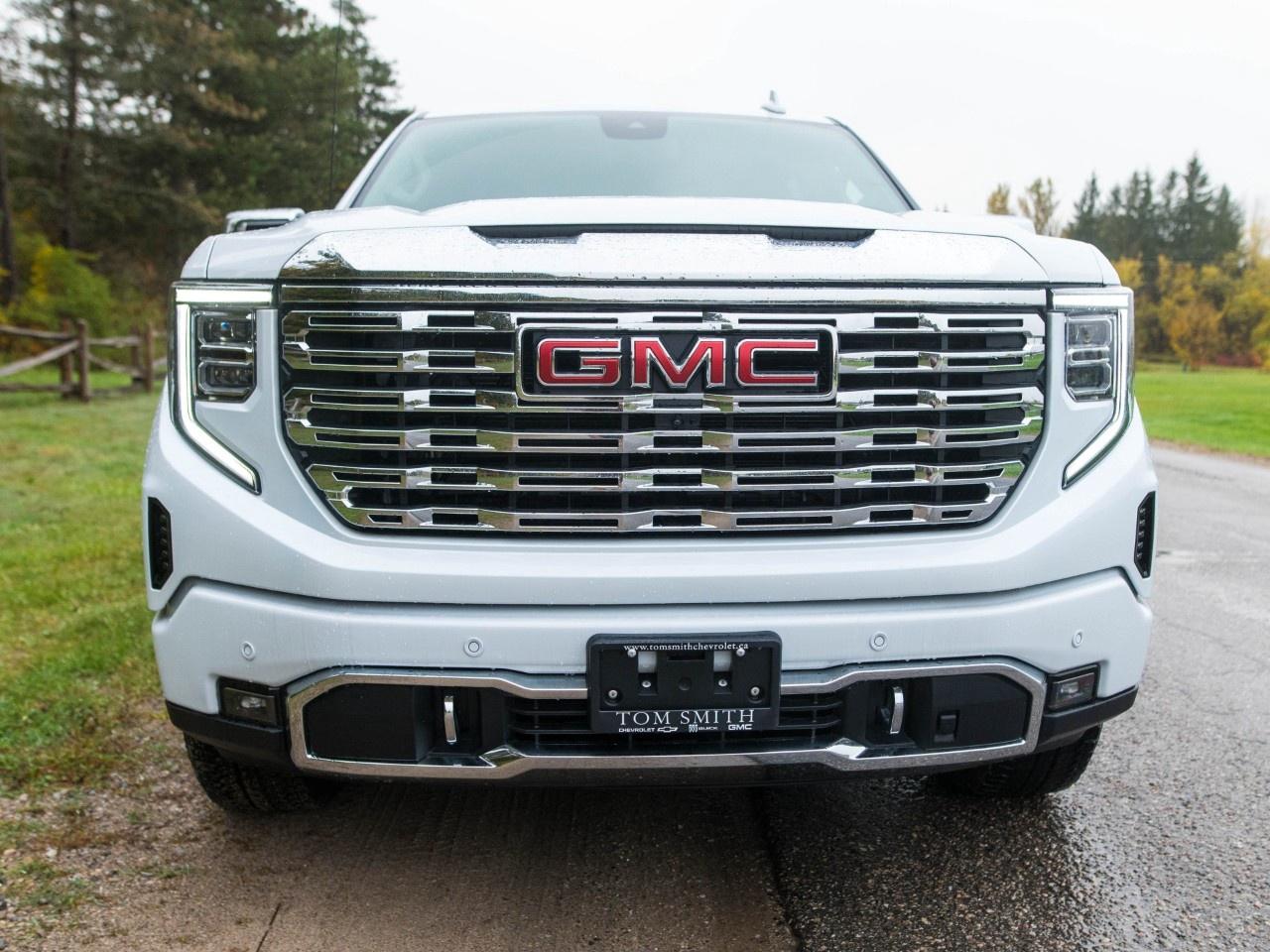 2026 GMC Sierra 1500 Crew Cab Short Box 4-Wheel Drive Denali Photo