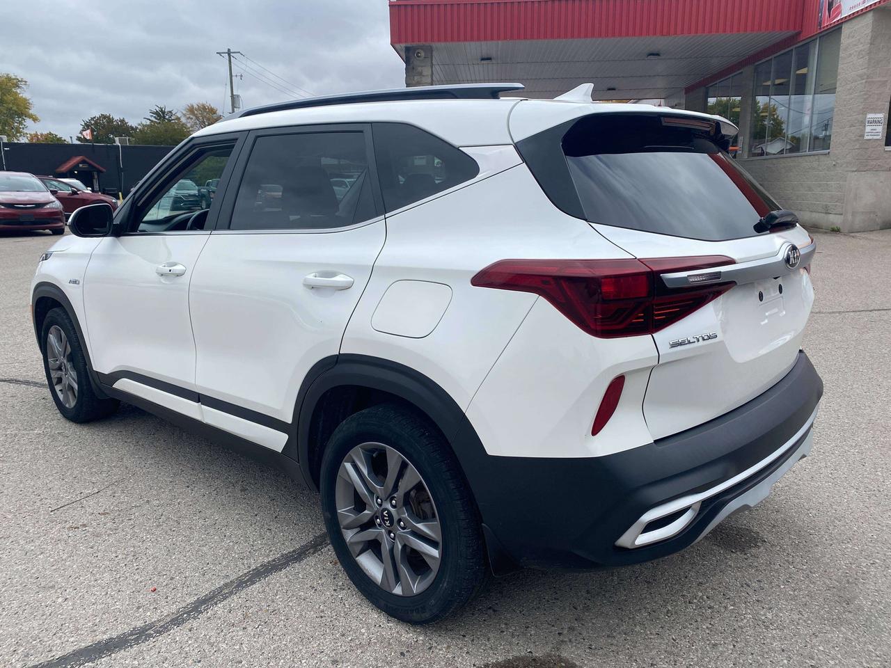 2021 Kia Seltos EX, CLEAN CARFAX, AWD, 2.0L, REMOTE START, SUNROOF Photo