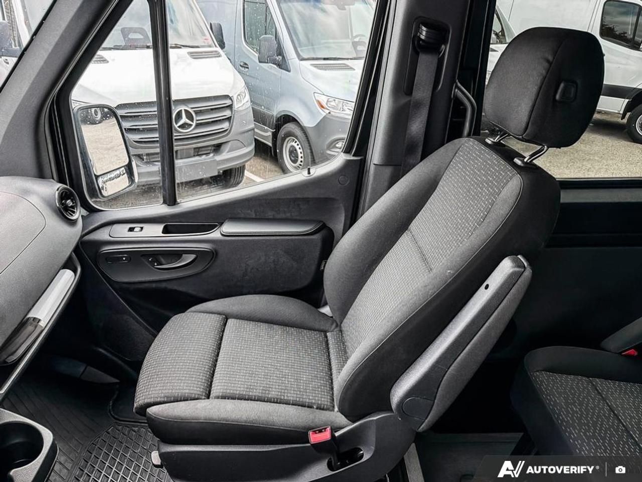 2022 Mercedes-Benz Sprinter 2500 High Roof V6 Sprinter 2500 Passenger Van 144 in. WB Rear-Wheel Drive Photo