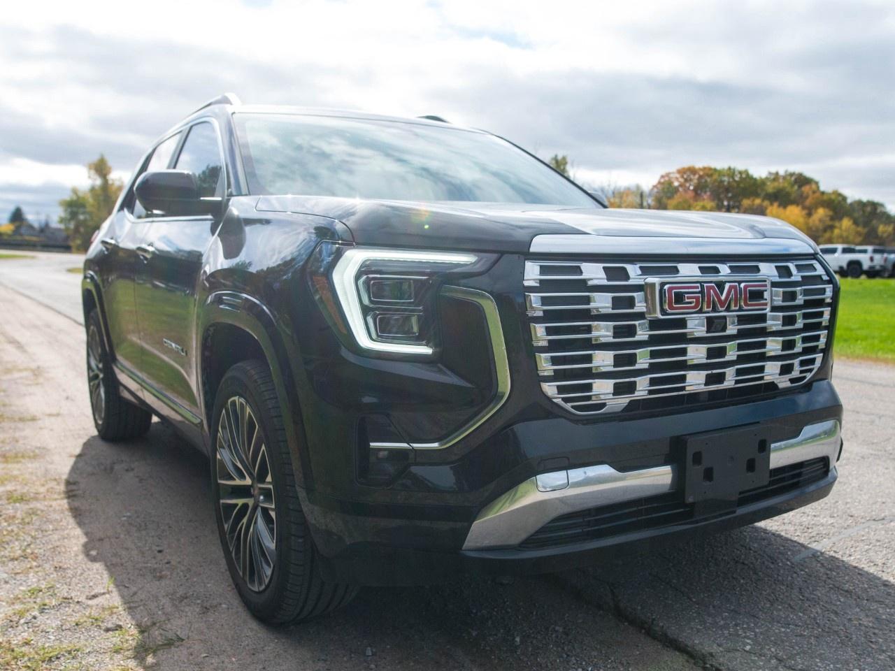 2026 GMC Terrain AWD Denali Photo