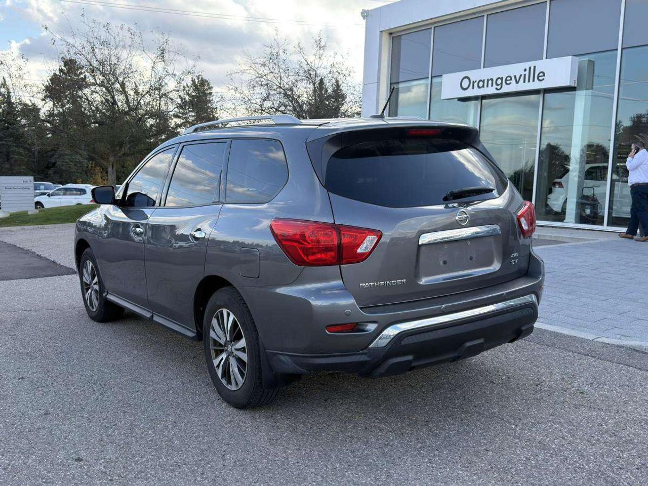 2017 Nissan Pathfinder  Photo