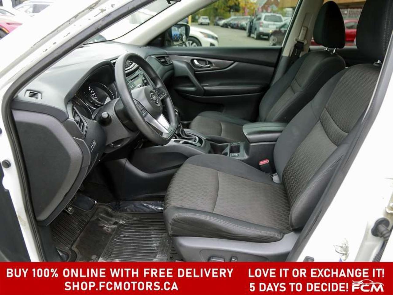 2017 Nissan Rogue SV AWD   FULLY CERTIFIED WITH WARRANTY Photo