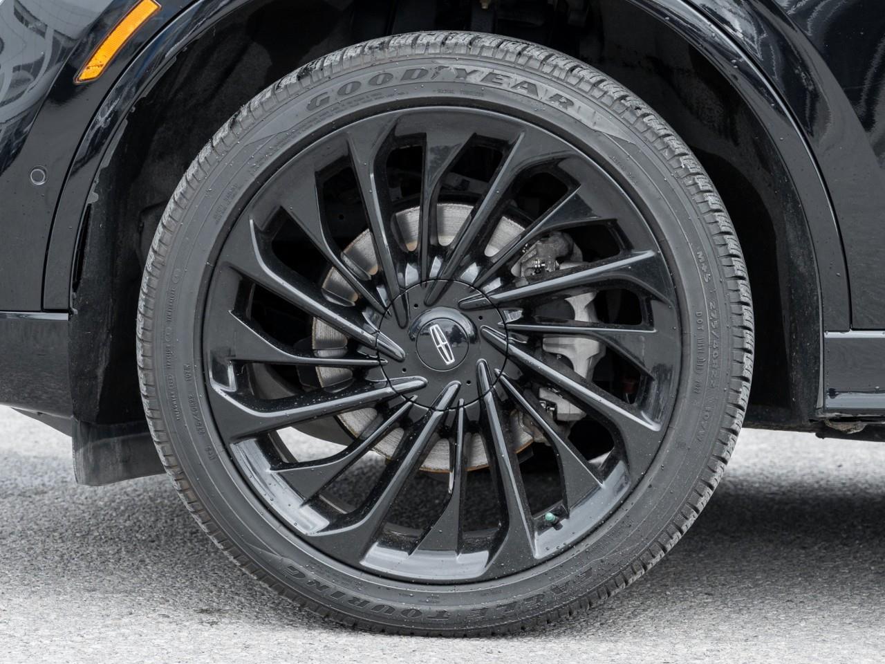 2023 Lincoln Aviator Reserve 4dr All-Wheel Drive Photo3