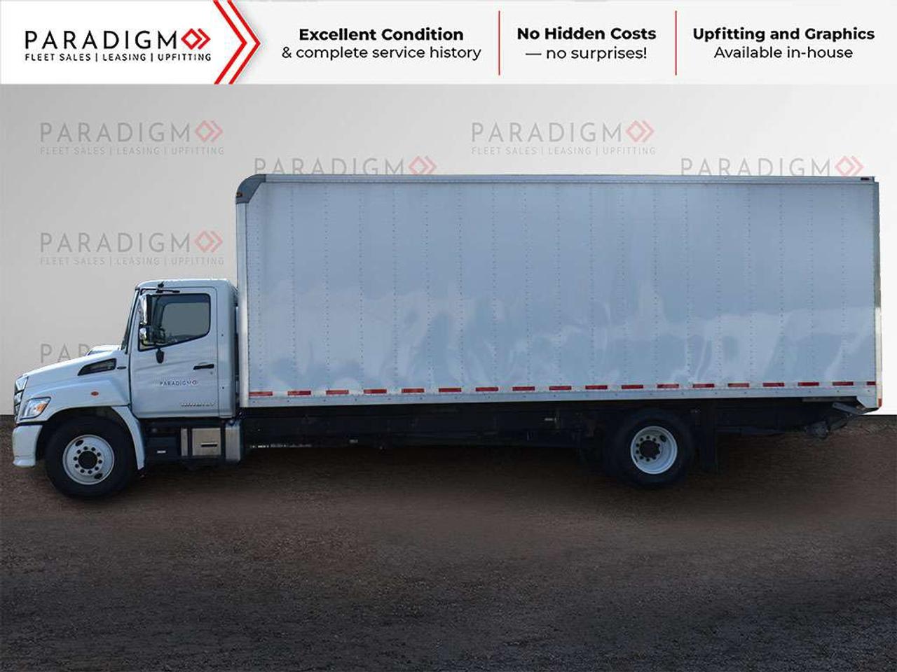 2023 Hino L7 Power Tailgate 26-Foot Large Box Truck Photo2