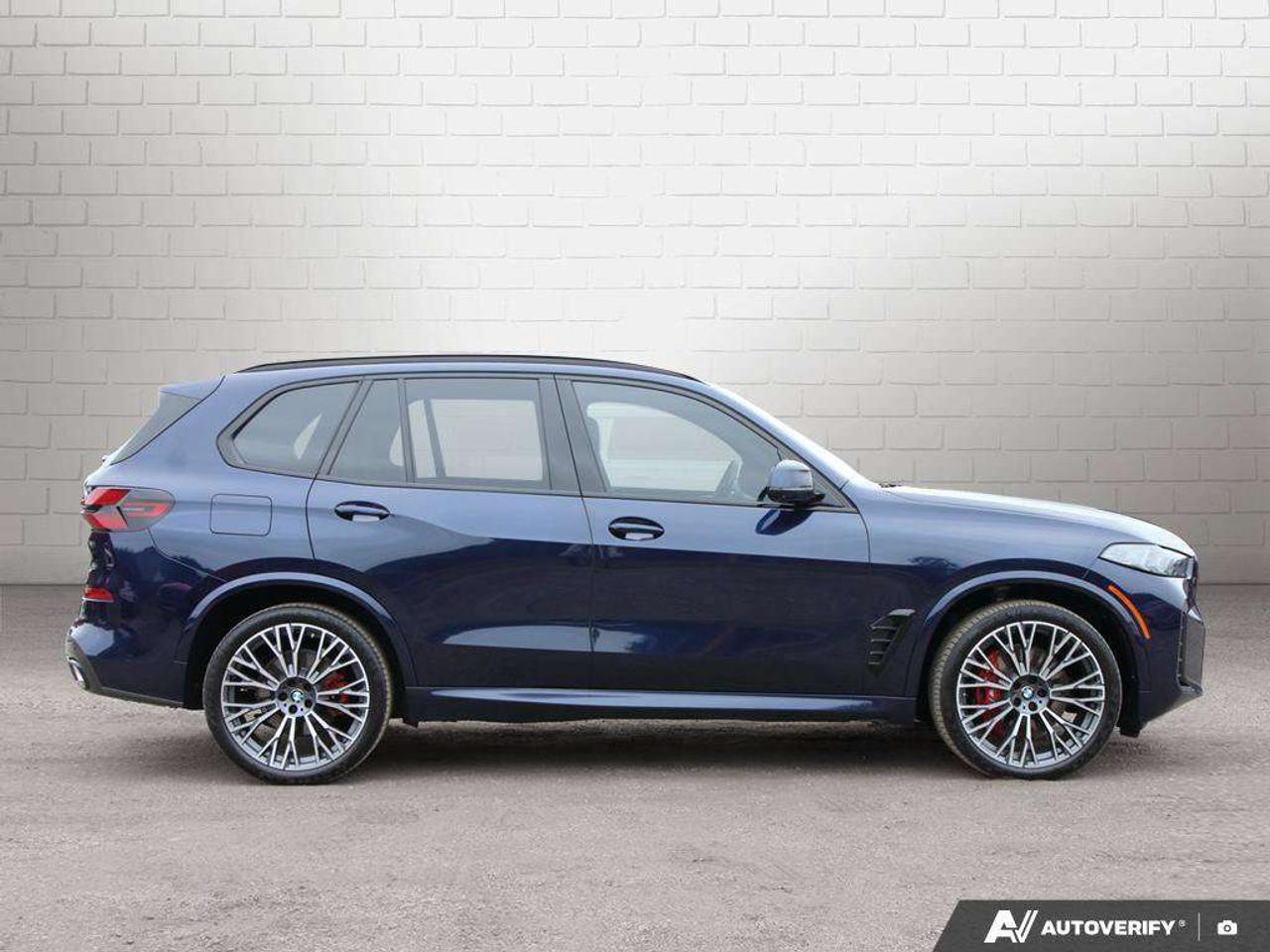 2024 BMW X5 3.0L V6, XDRIVE40I, ALLOYS, LEATHER, NAV, SUNROOF, CERTIFIED PEROWNED! Photo