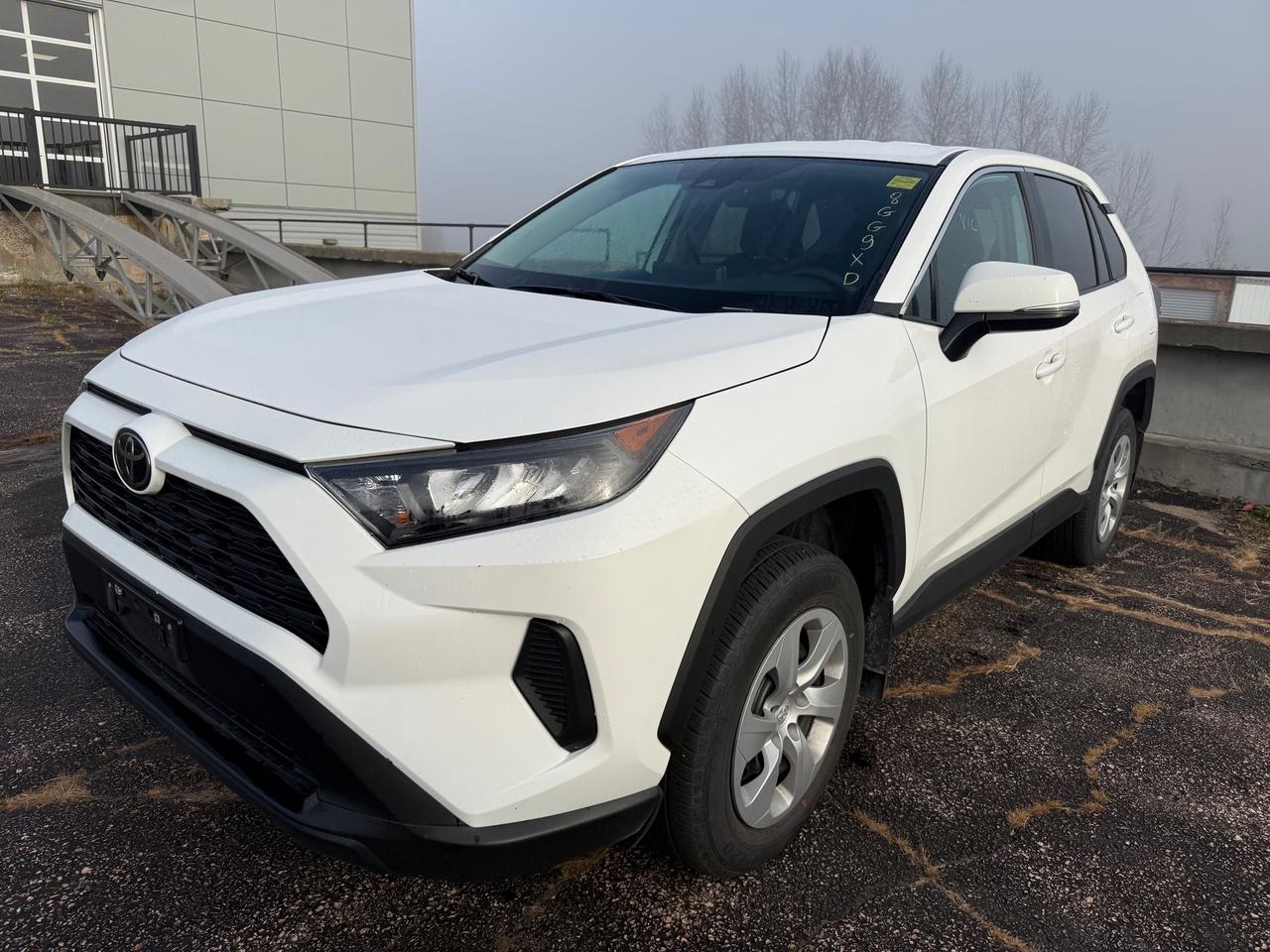 2025 Toyota RAV4 LE 4dr All-wheel Drive Photo0