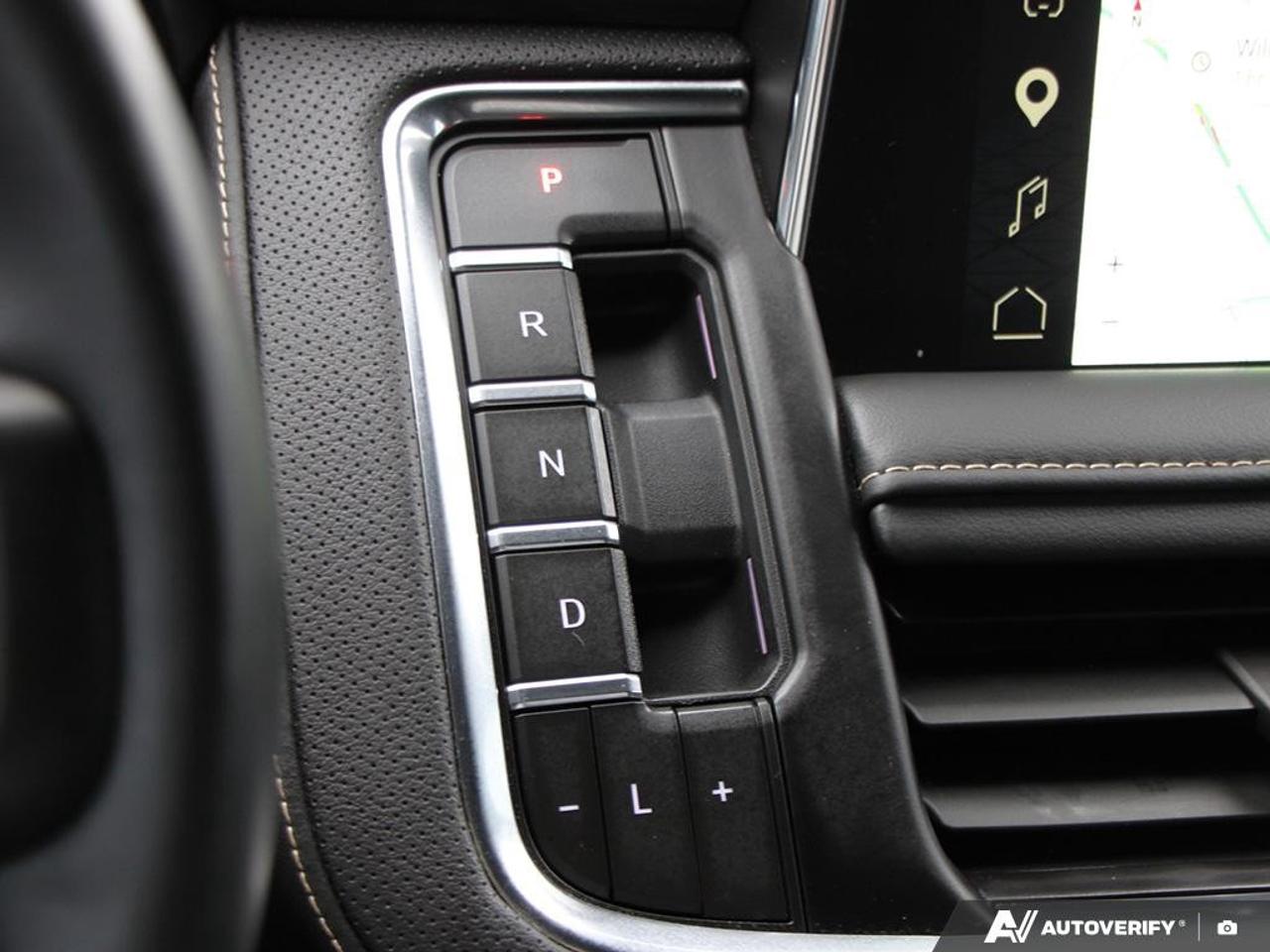 2023 GMC Yukon XL 4WD 4dr SLT Photo