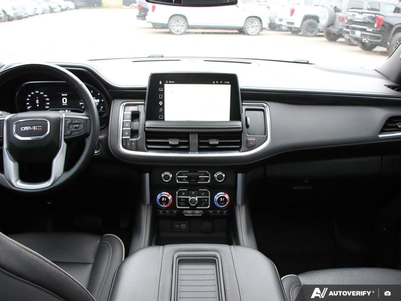 2023 GMC Yukon XL 4WD 4dr SLT Photo