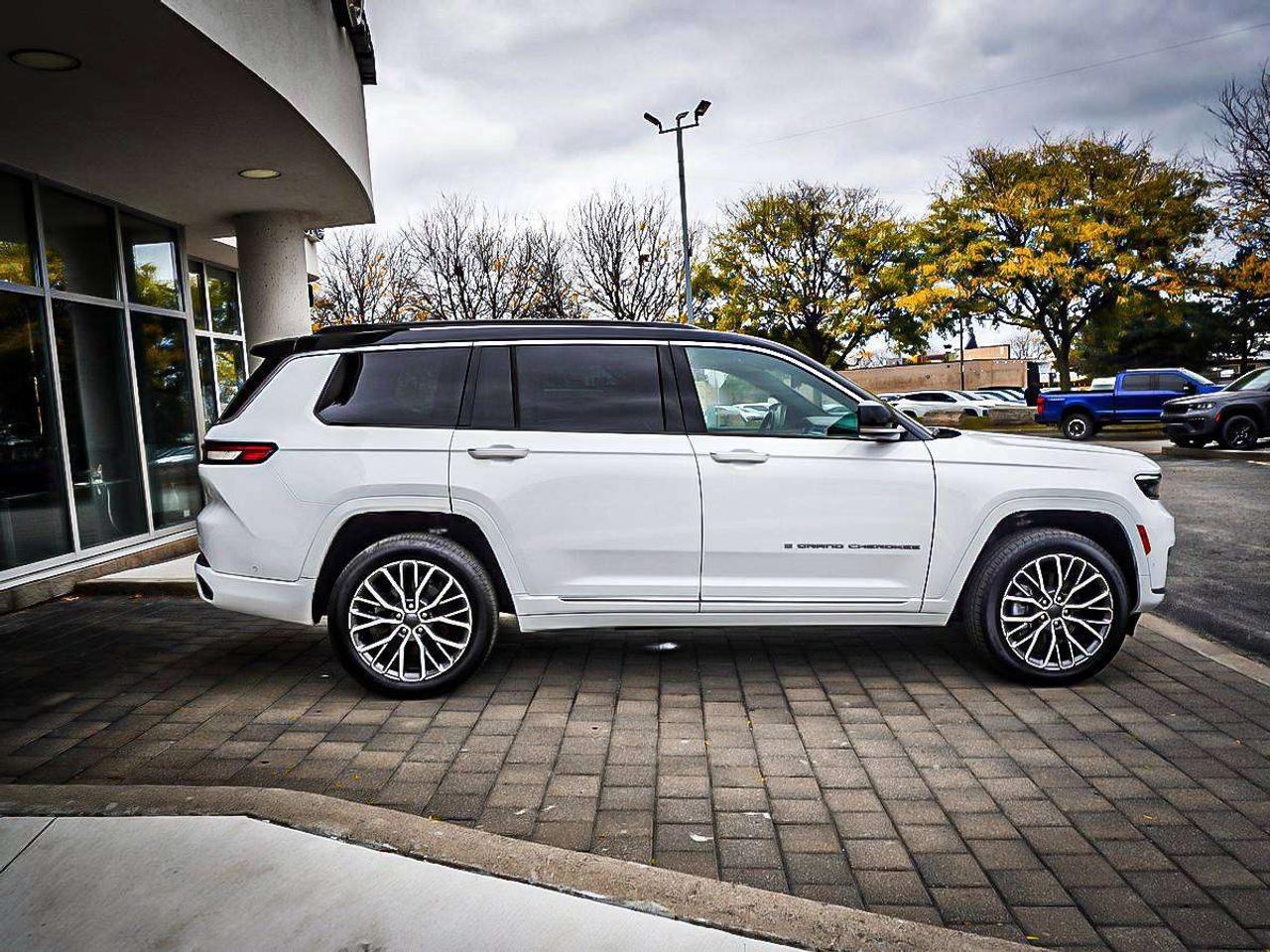 2024 Jeep Grand Cherokee  Photo