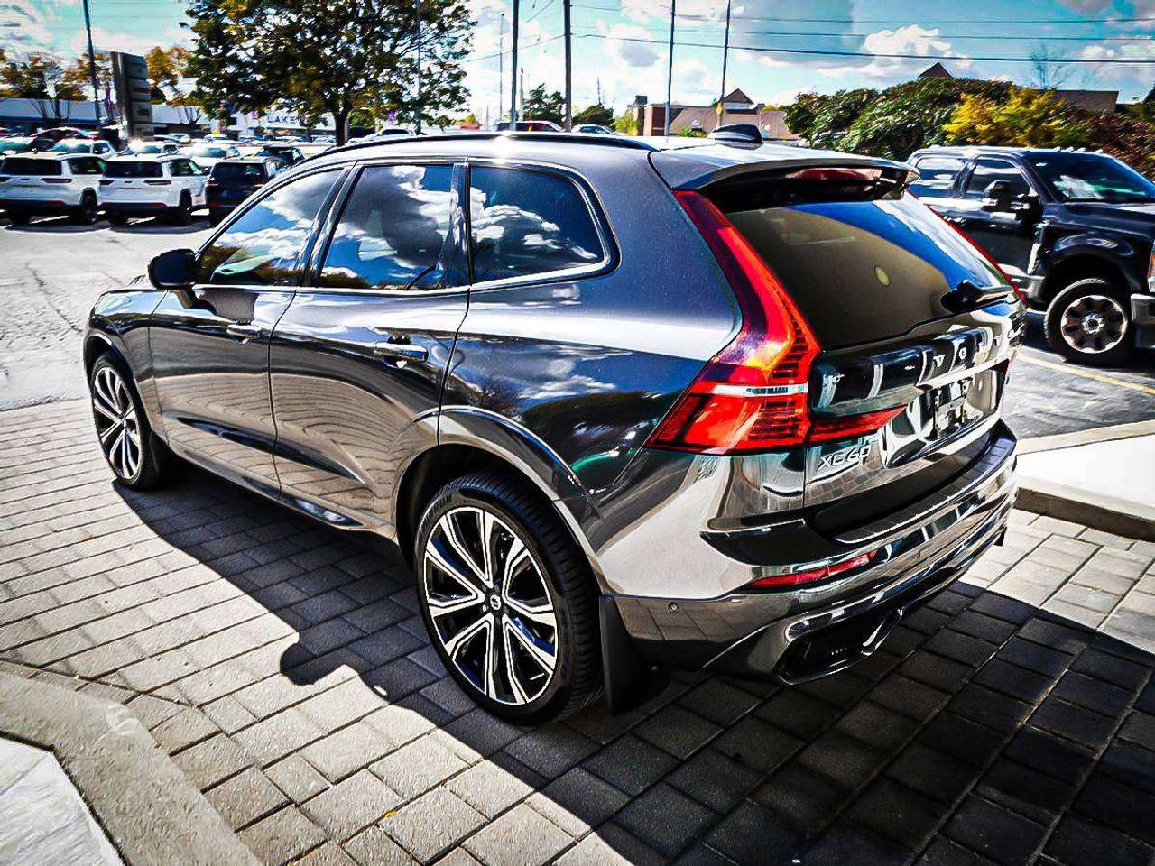 2022 Volvo XC60  Photo