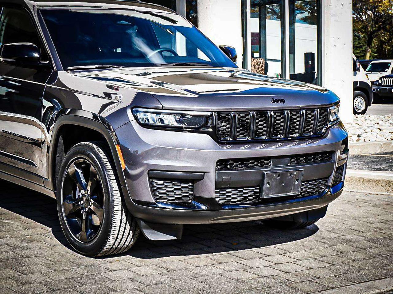 2023 Jeep Grand Cherokee  Photo