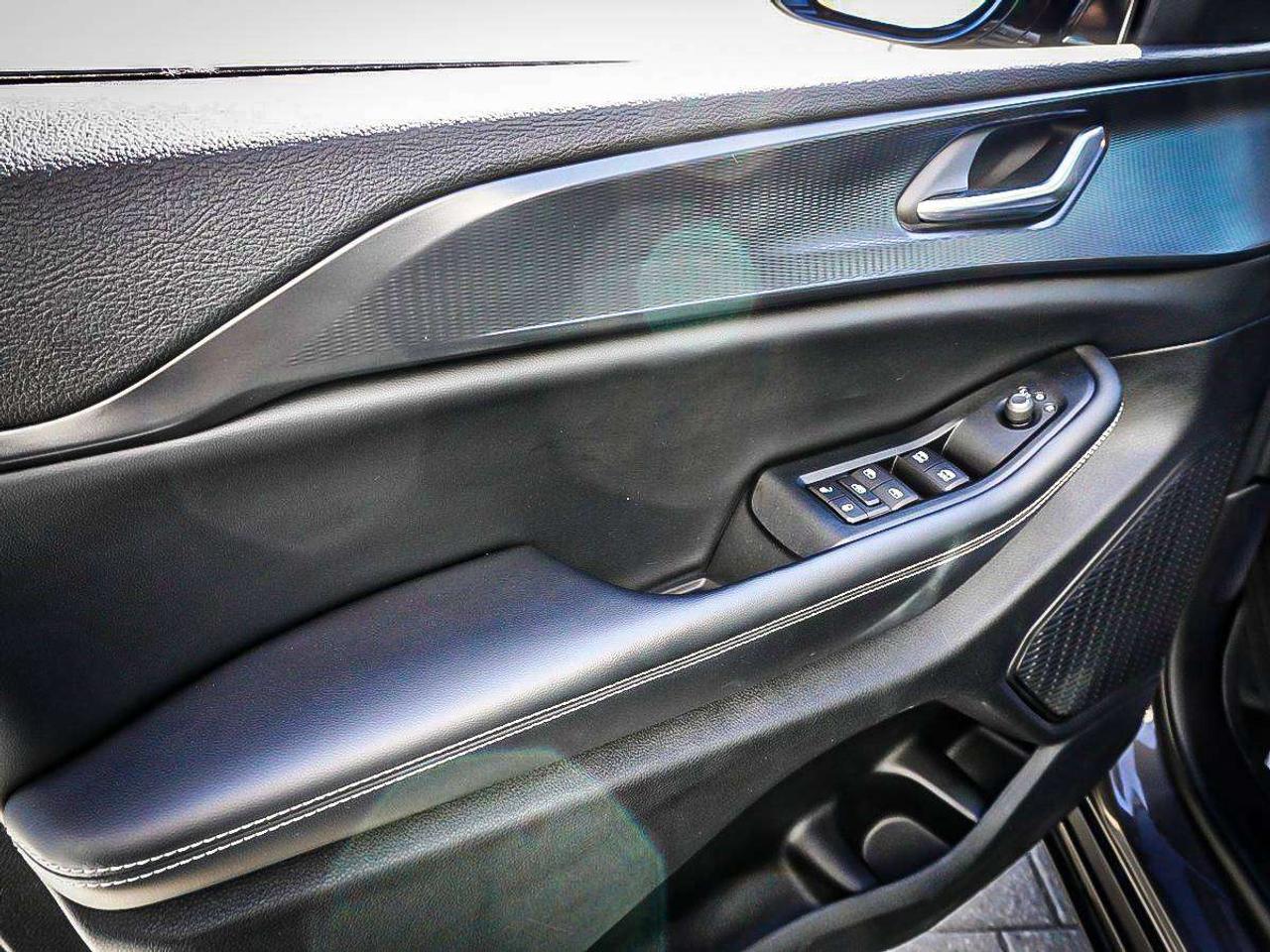 2023 Jeep Grand Cherokee  Photo