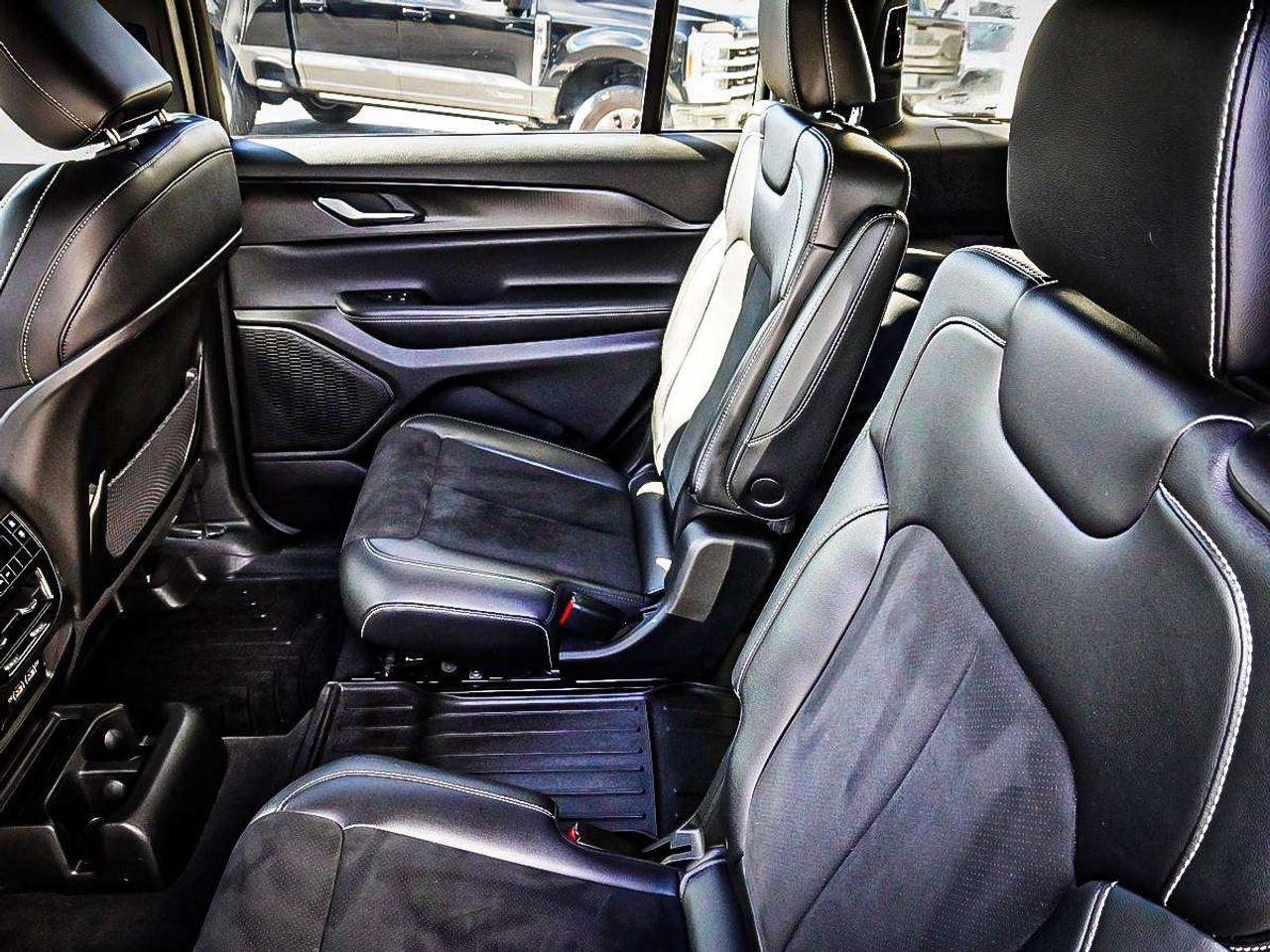 2023 Jeep Grand Cherokee  Photo