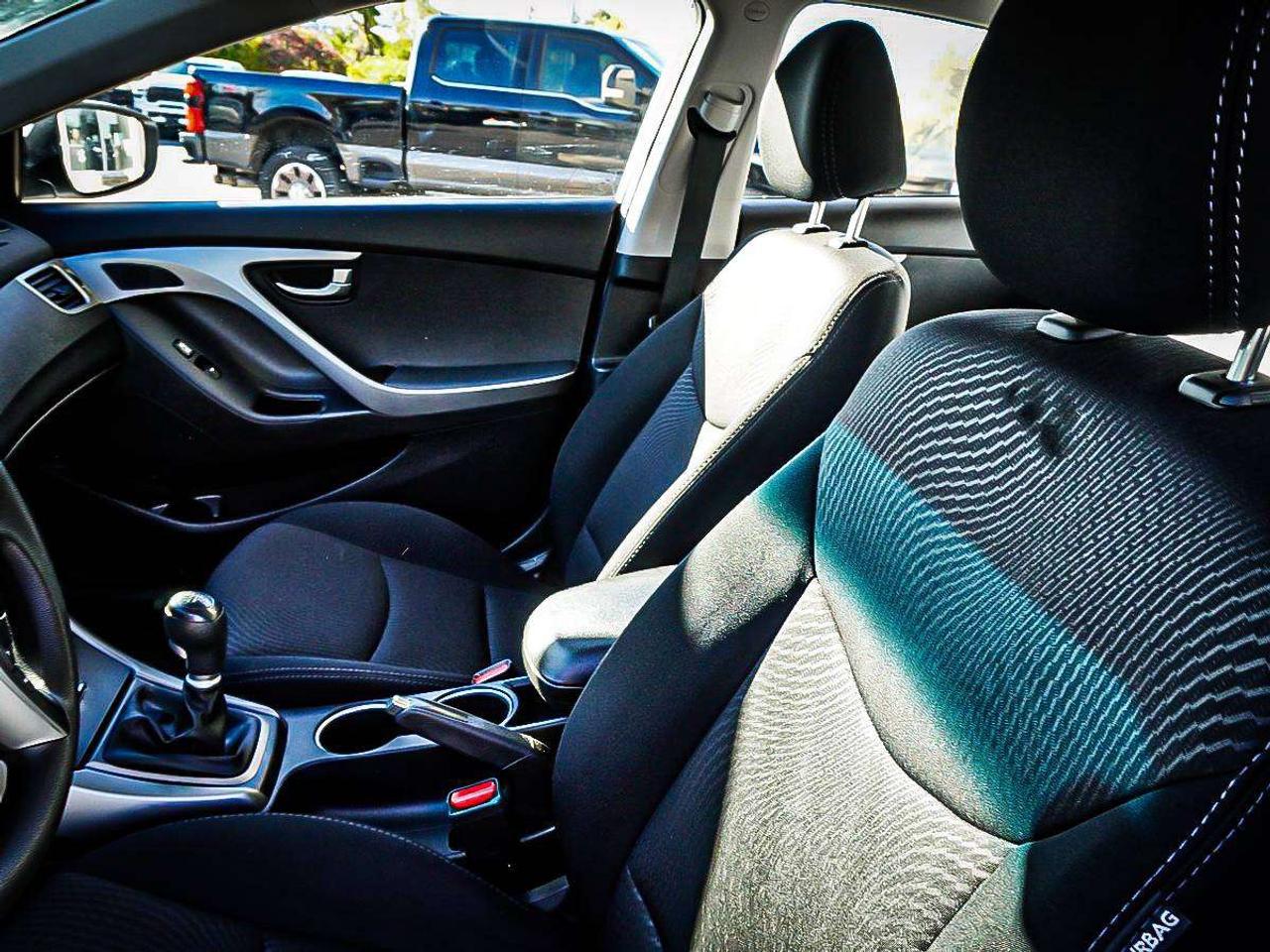 2016 Hyundai Elantra  Photo
