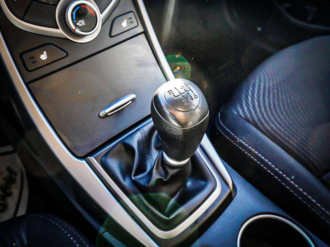 2016 Hyundai Elantra  Photo