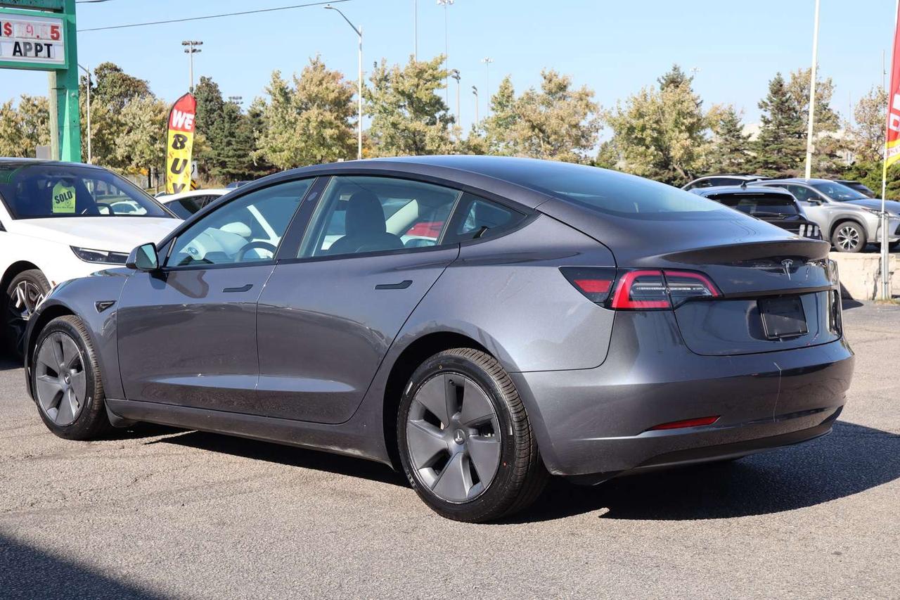 2023 Tesla Model 3 STANDARD RANGE PLUS Photo