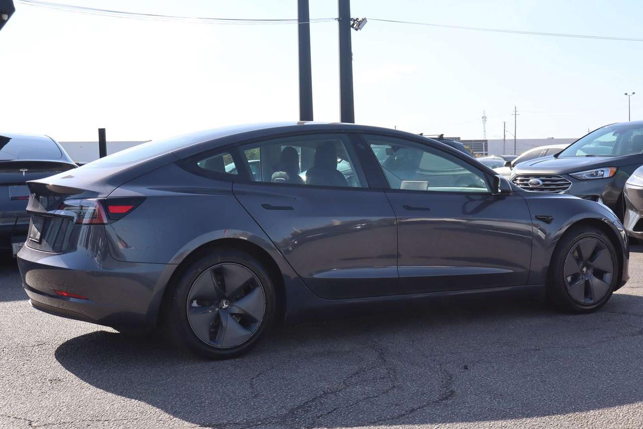 2023 Tesla Model 3 STANDARD RANGE PLUS Photo
