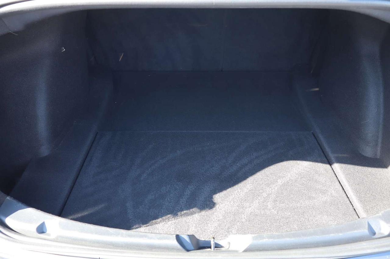 2023 Tesla Model 3 STANDARD RANGE PLUS Photo