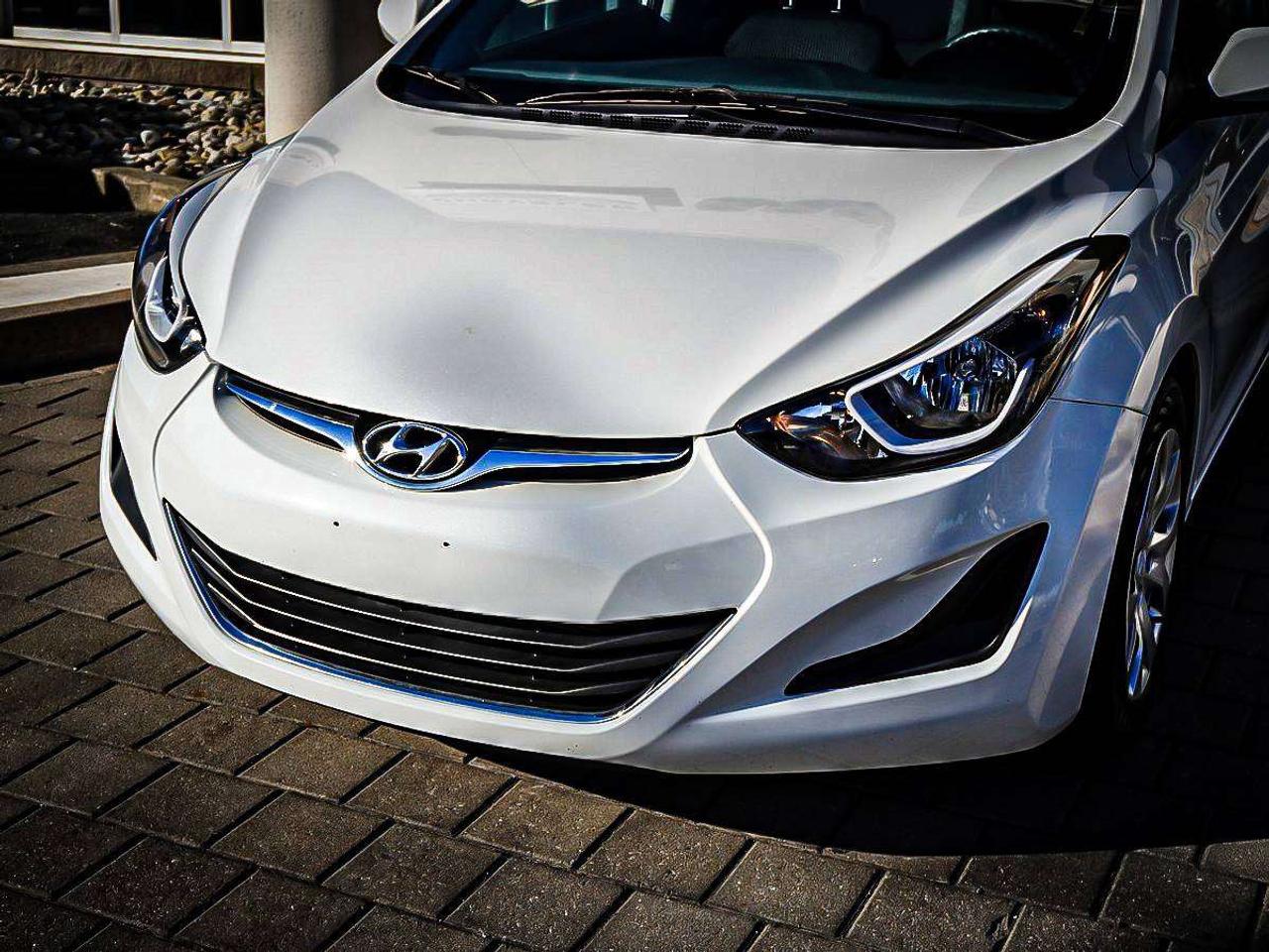 2016 Hyundai Elantra  Photo