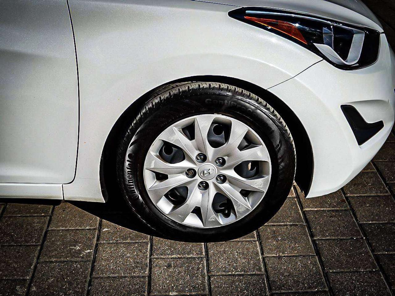 2016 Hyundai Elantra  Photo