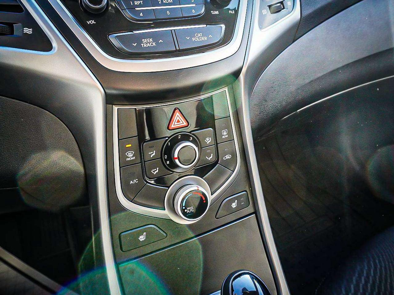 2016 Hyundai Elantra  Photo