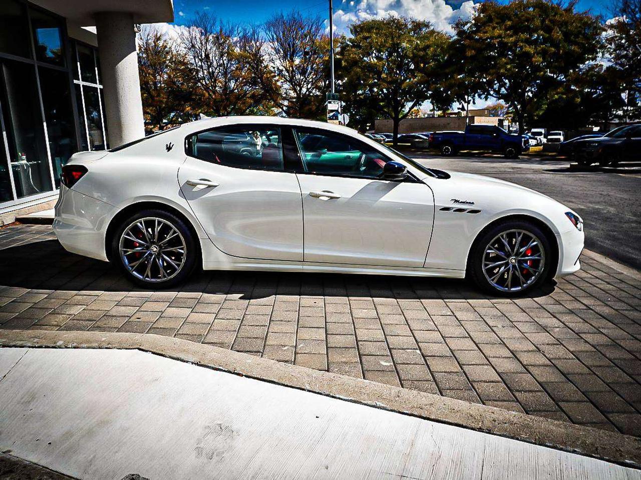 2022 Maserati Ghibli  Photo