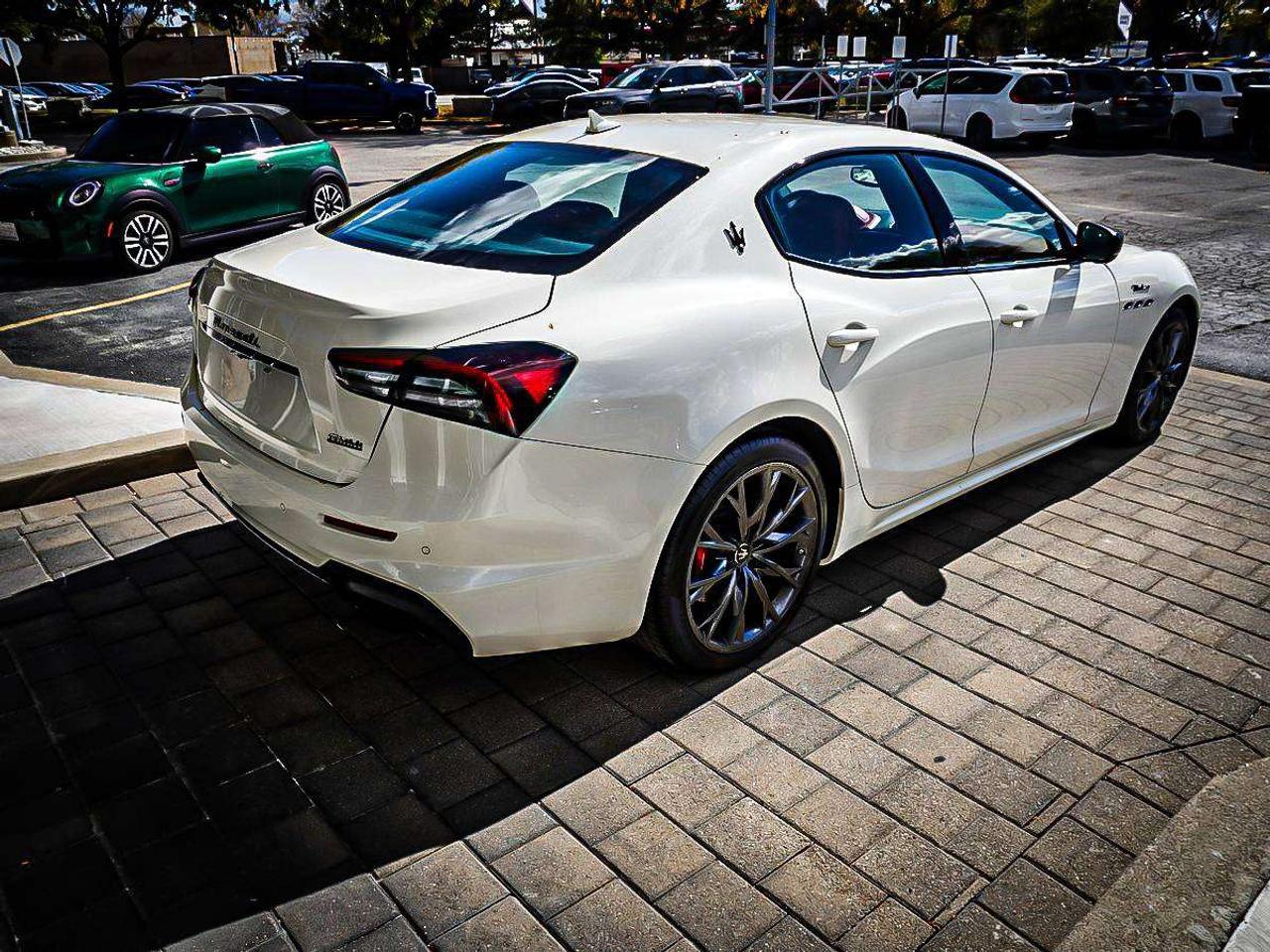 2022 Maserati Ghibli  Photo