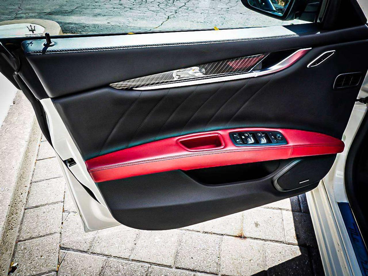 2022 Maserati Ghibli  Photo