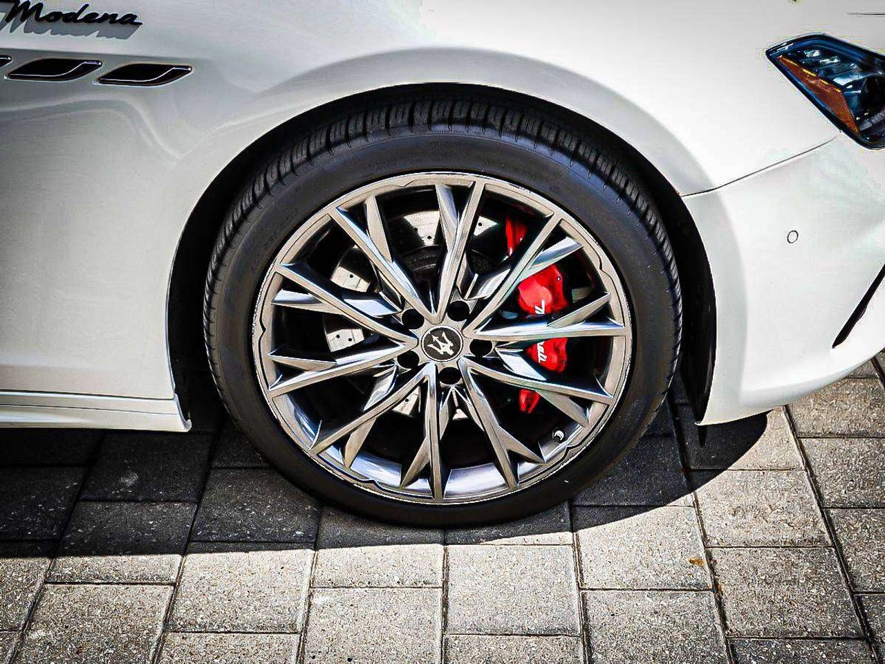 2022 Maserati Ghibli  Photo