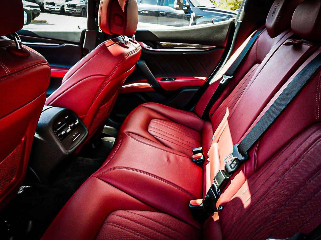 2022 Maserati Ghibli  Photo