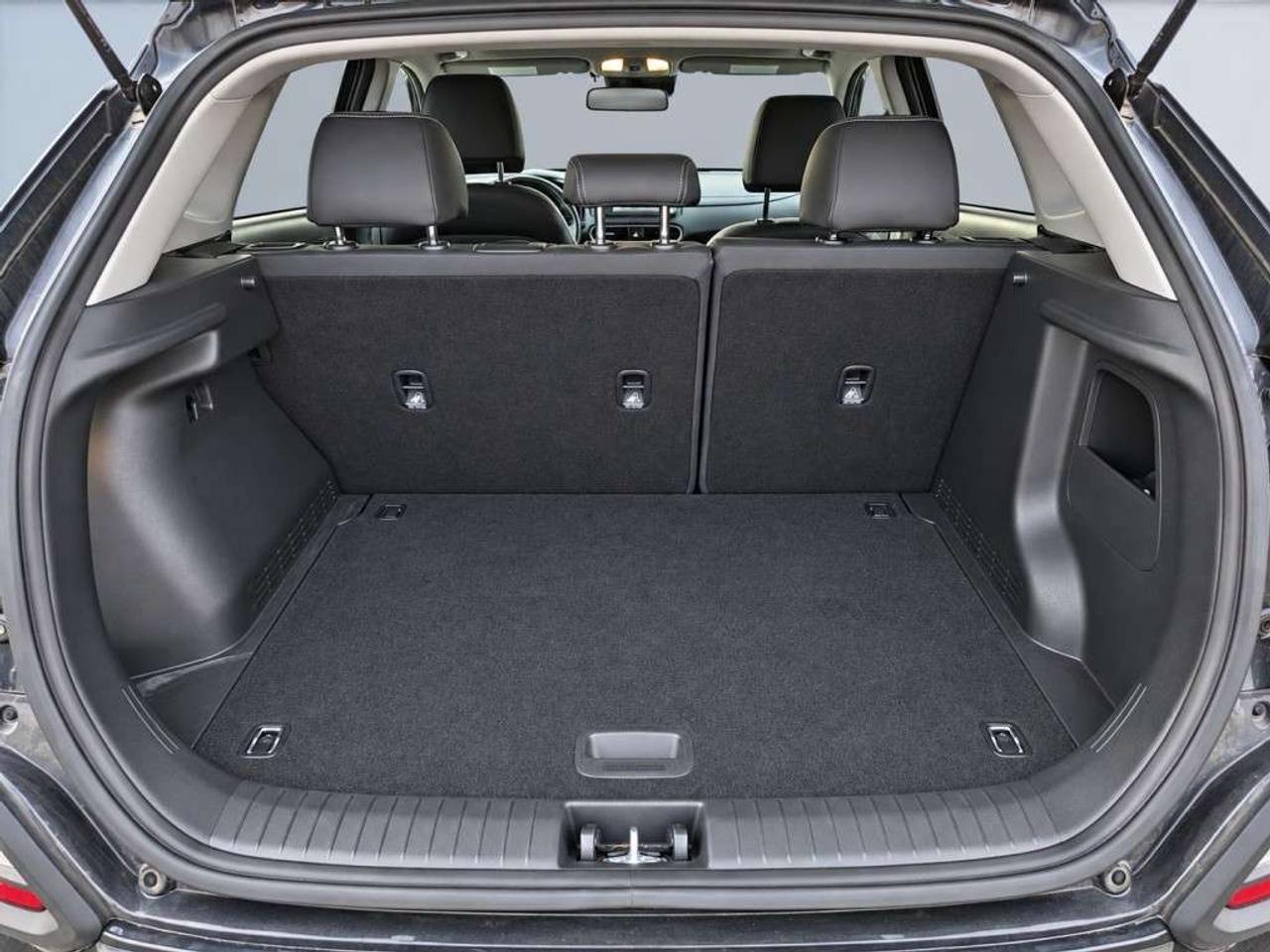 2019 Hyundai KONA lUXURYTECH PKG   AWD   SUNROOF   LEATHER SEATS   BLIND SPOT   BACKUP CAM Photo