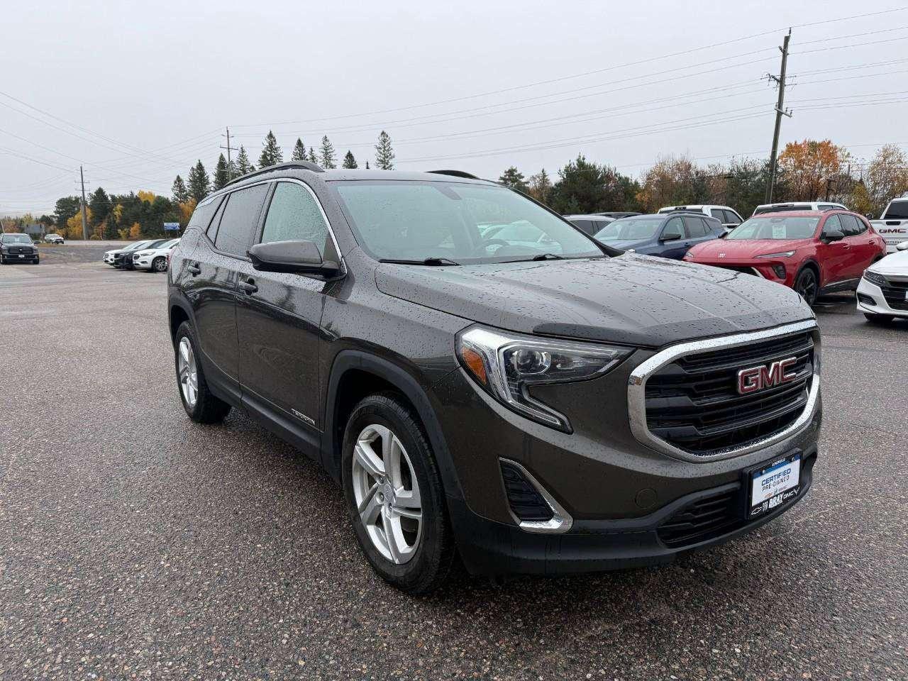 2019 GMC Terrain TRAILERING PKG. HEATED FRONT SEATS. LUGGAGE RACK. WINTER TIRES AND WHEELS. CERTIFIED. Photo