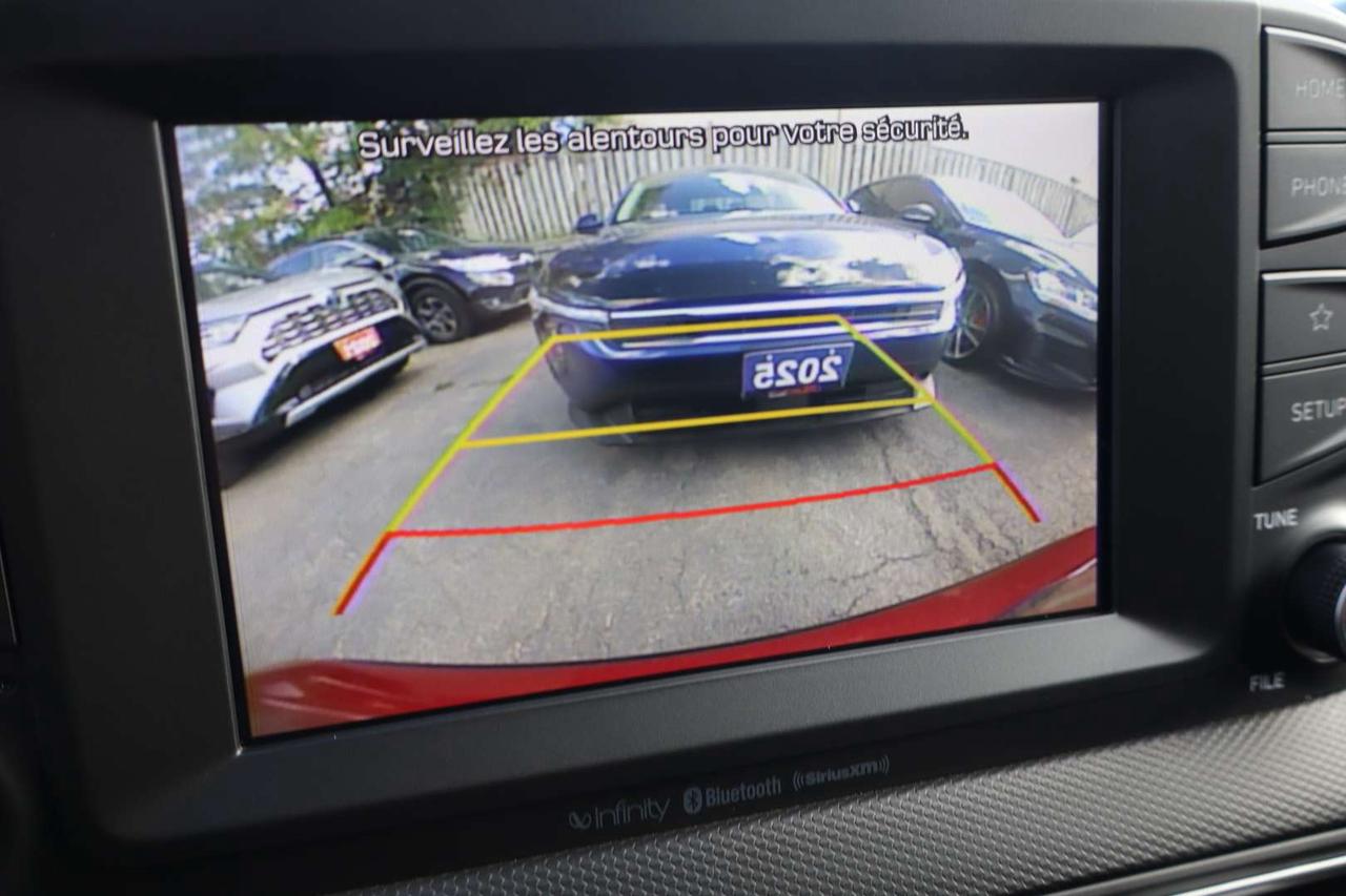 2021 Hyundai KONA Preferred w/Two-Tone Roof   No Accident Photo