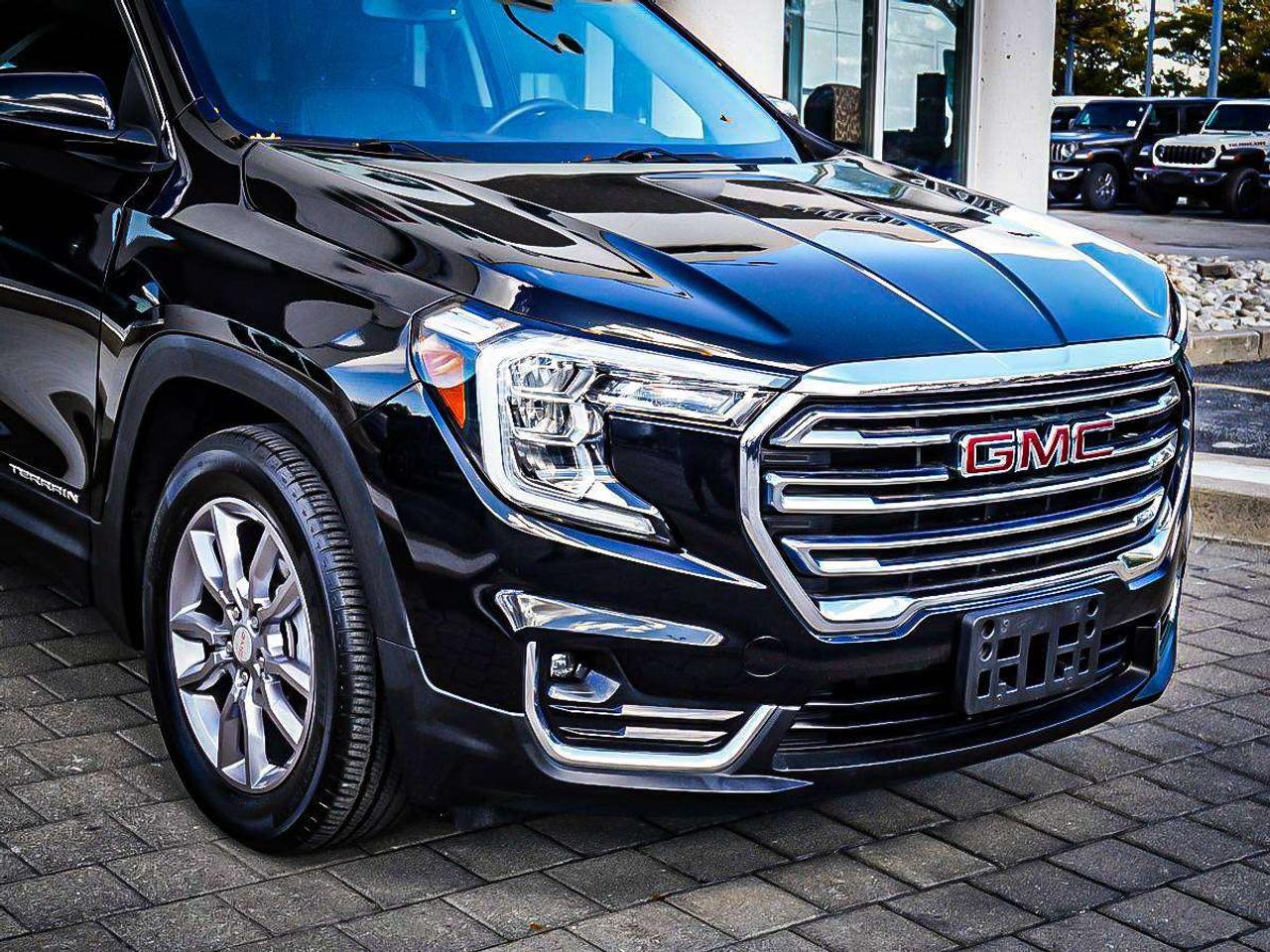 2022 GMC Terrain  Photo2