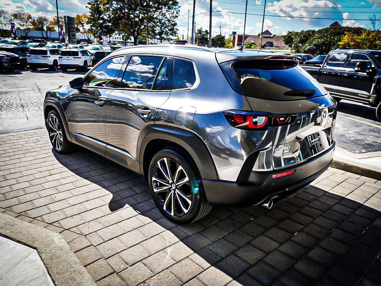 2025 Mazda CX-50  Photo